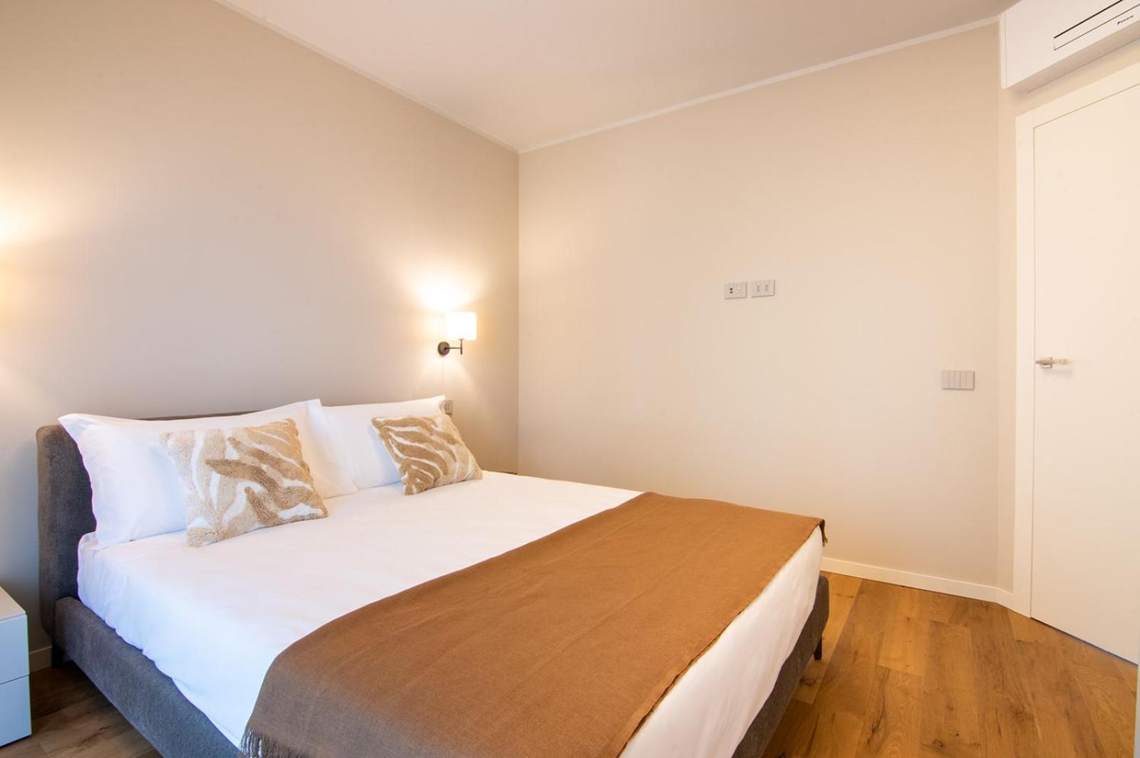 Lago Dorato Luxury Apartments & Villa - Lake Como View 콜리코 외부 사진