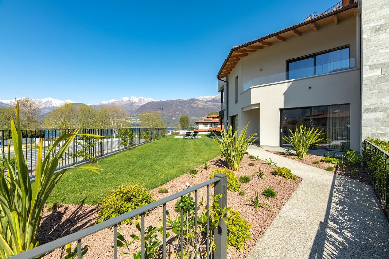 Lago Dorato Luxury Apartments & Villa - Lake Como View 콜리코 외부 사진